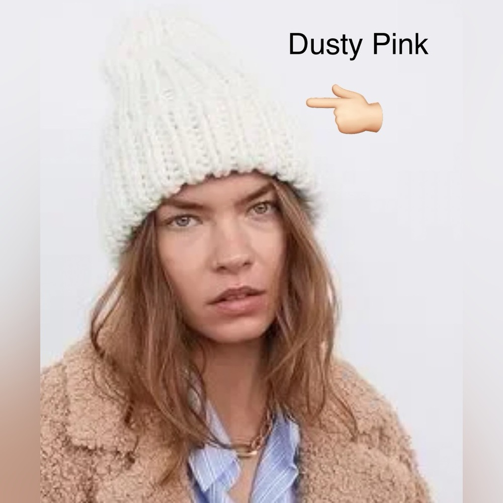 FOR LOVE & LEMONS Chunky Knit Beanie Hat Winter Dusty Pink